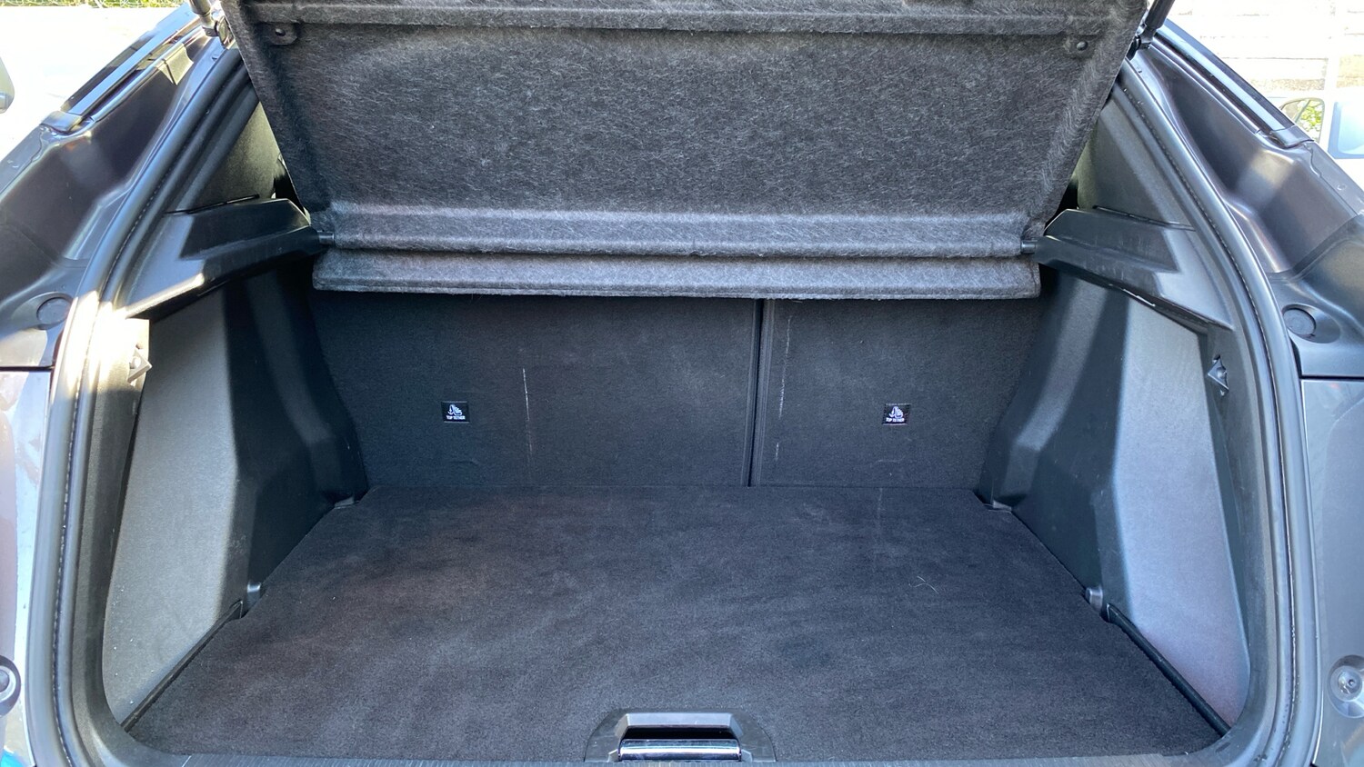 Used Peugeot 2008 2023 for sale - 75942590: Photo 19