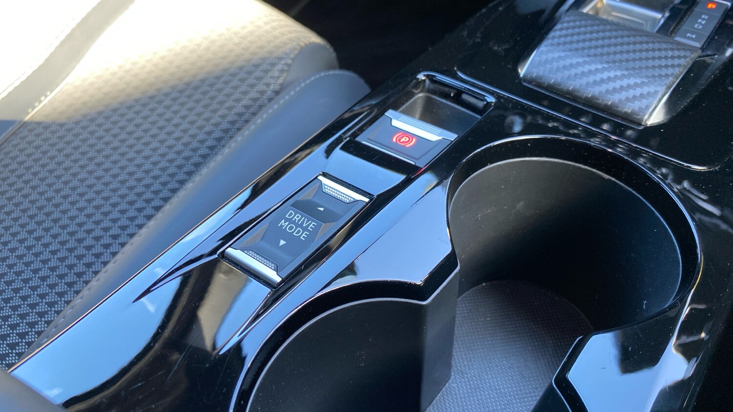 Used Peugeot 2008 2023 for sale - 75942590: Photo 21