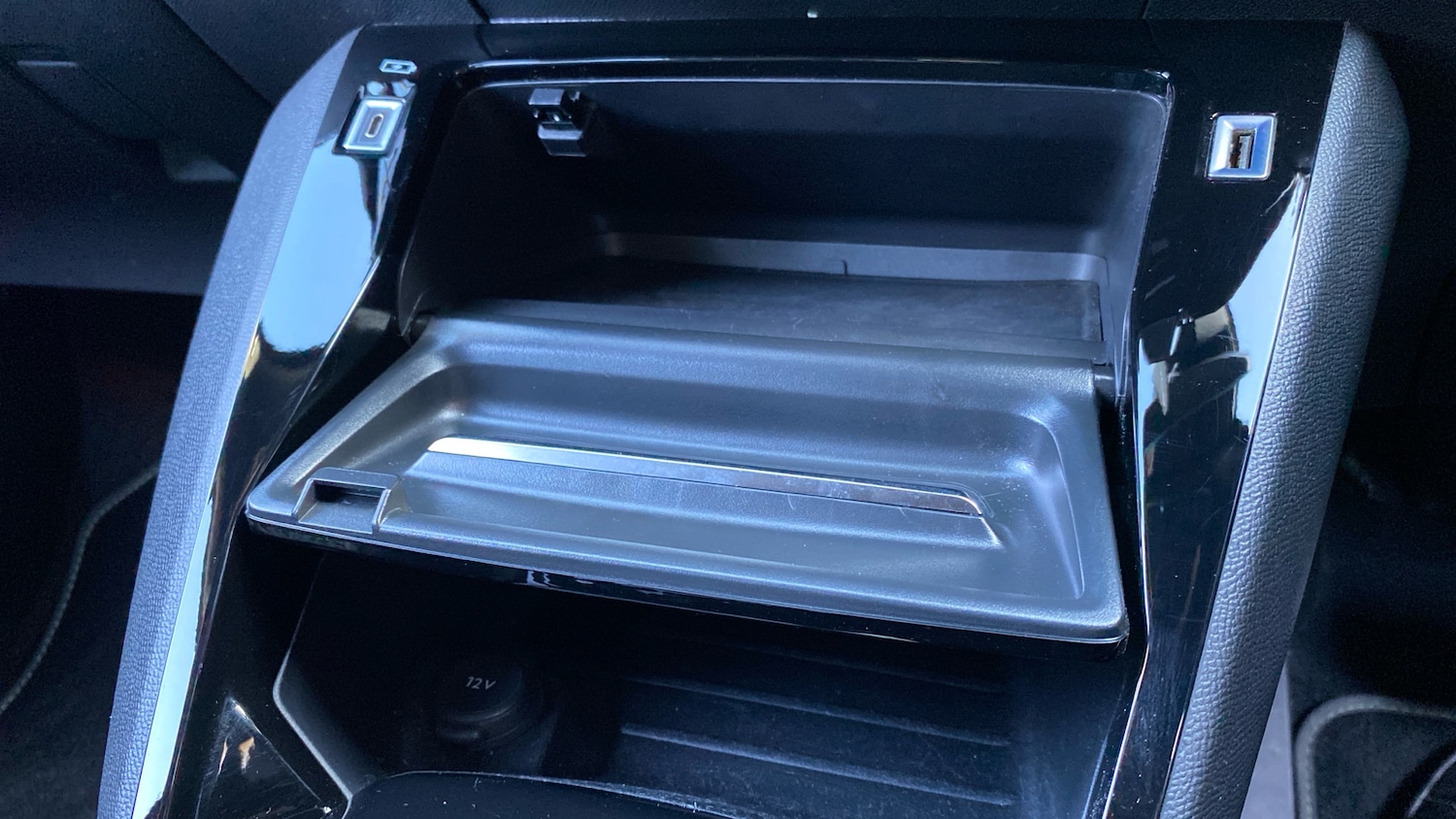 Used Peugeot 2008 2023 for sale - 75942590: Photo 37