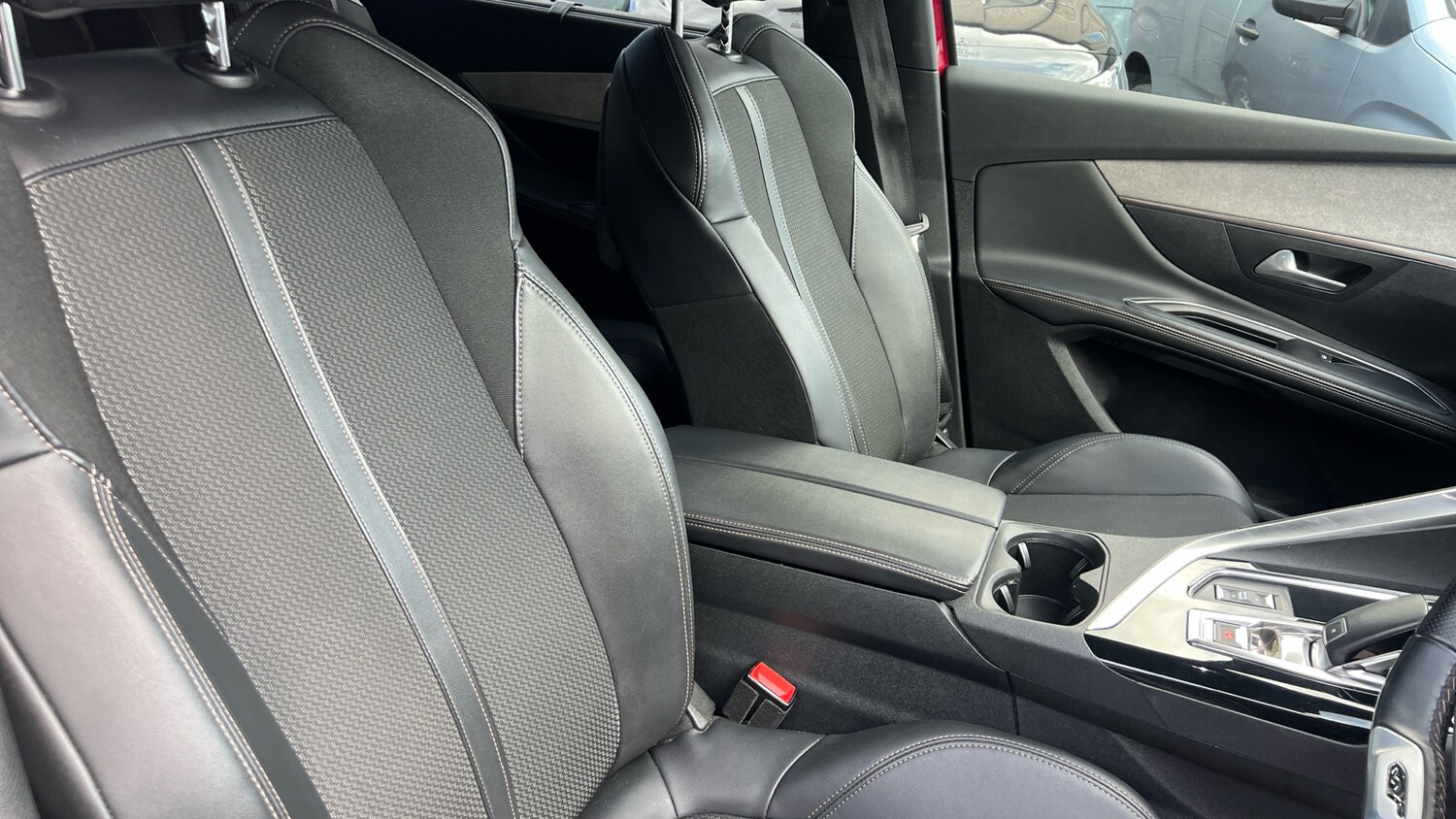 Used Peugeot 5008 2022 for sale - 75966357: Photo 42