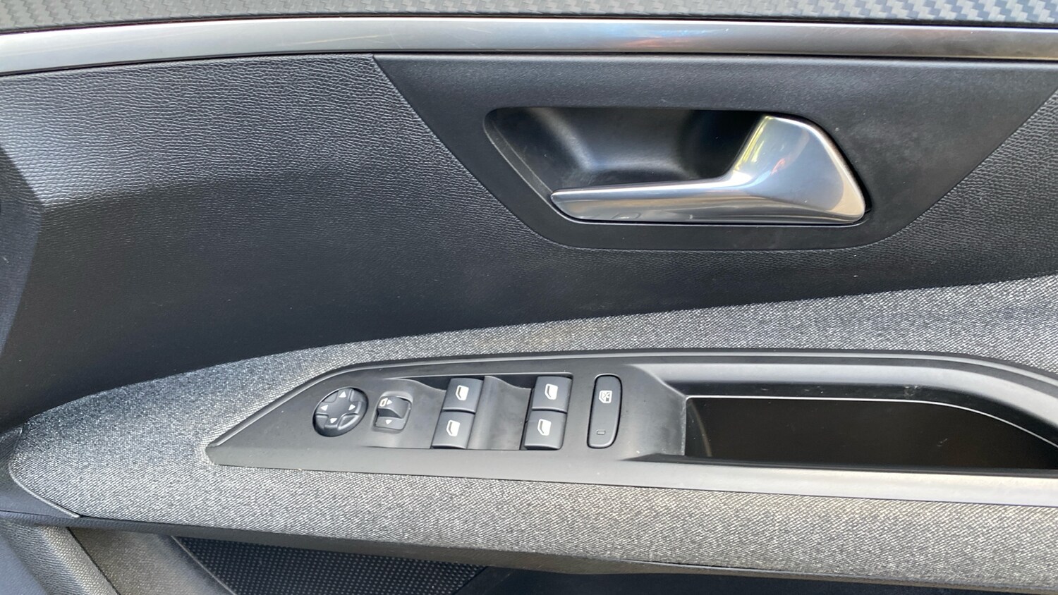 Used Peugeot 5008 2022 for sale - 76574332: Photo 22