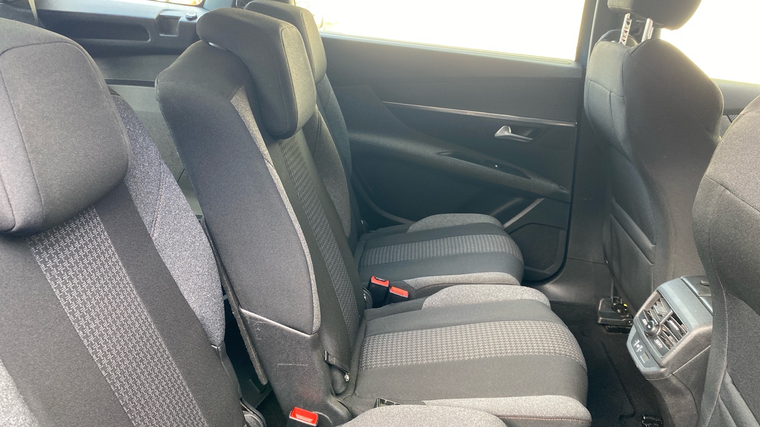 Used Peugeot 5008 2022 for sale - 76574332: Photo 33