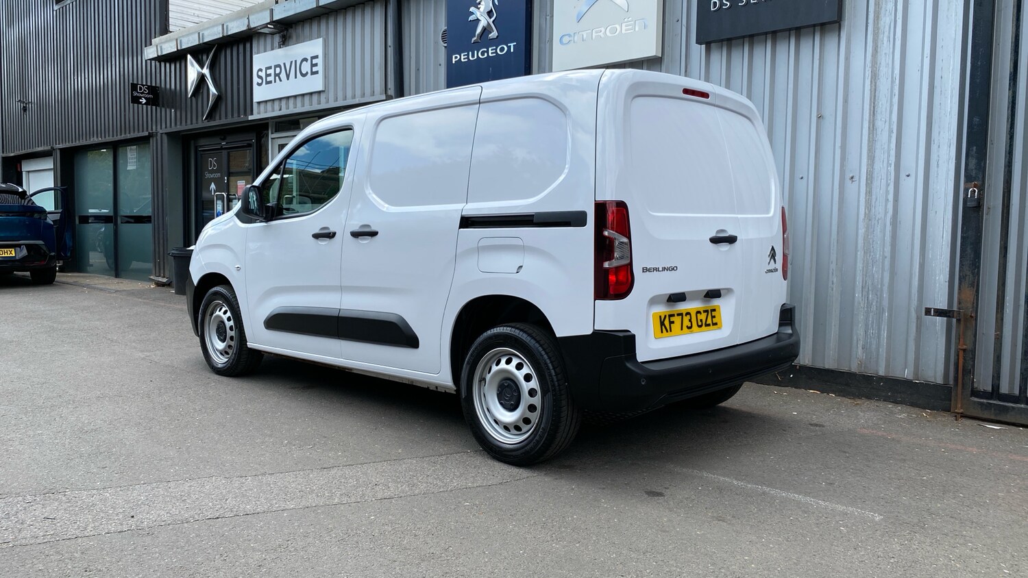 Vehicle 5
