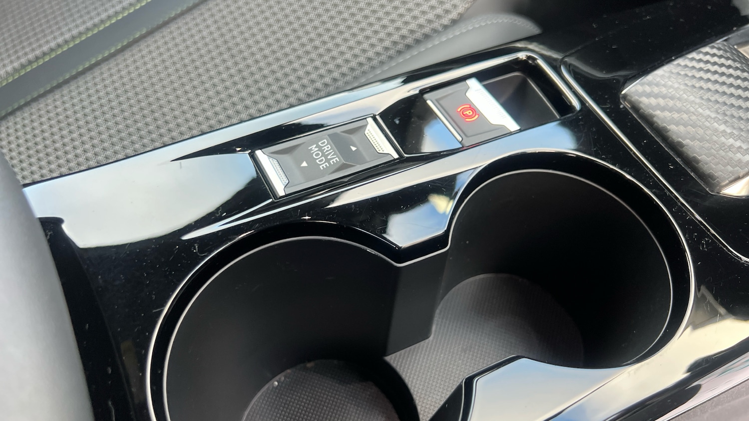 Used Peugeot 2008 2022 for sale - 76702970: Photo 21