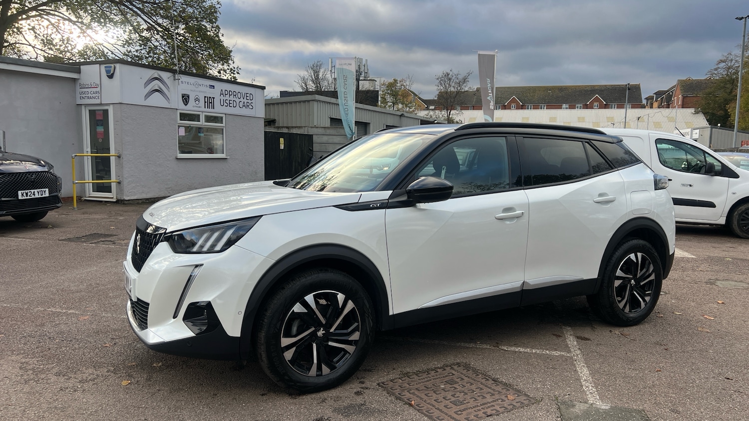 Used Peugeot 2008 2022 for sale - 76702970: Photo 7