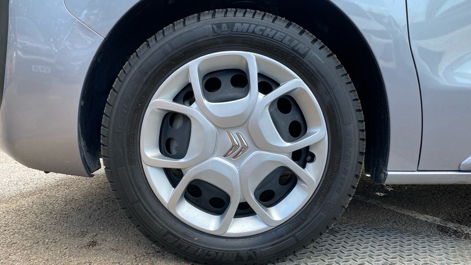 Vehicle 14