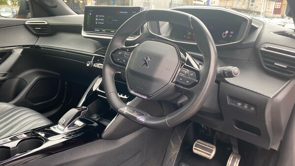 Used Peugeot 2008 2022 for sale - 76202088: Photo 11