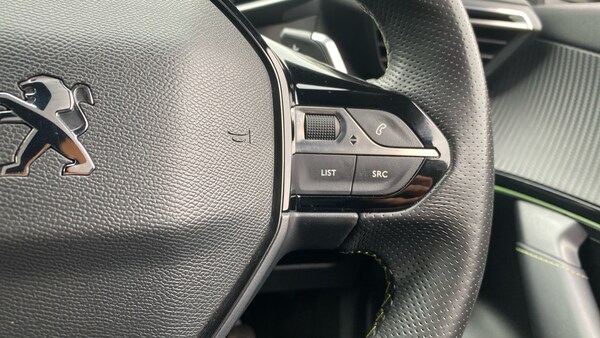 Used Peugeot 2008 2022 for sale - 76202088: Photo 24