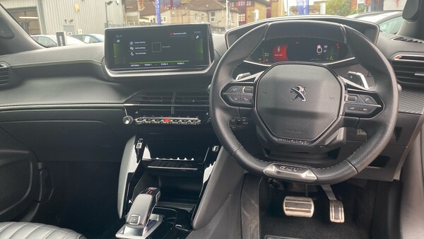Used Peugeot 2008 2022 for sale - 76202088: Photo 4