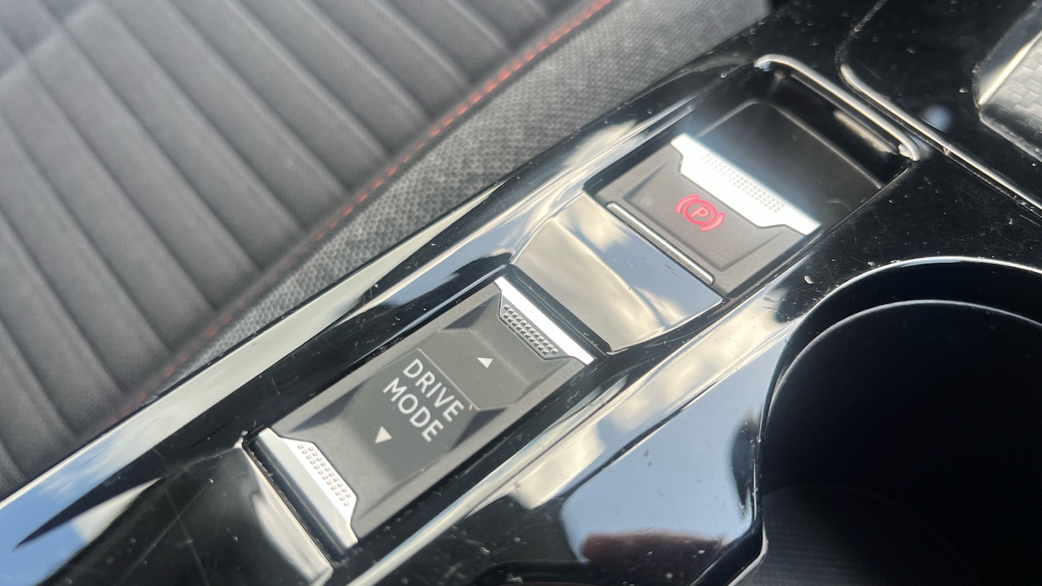Used Peugeot 208 2022 for sale - 75992303: Photo 18
