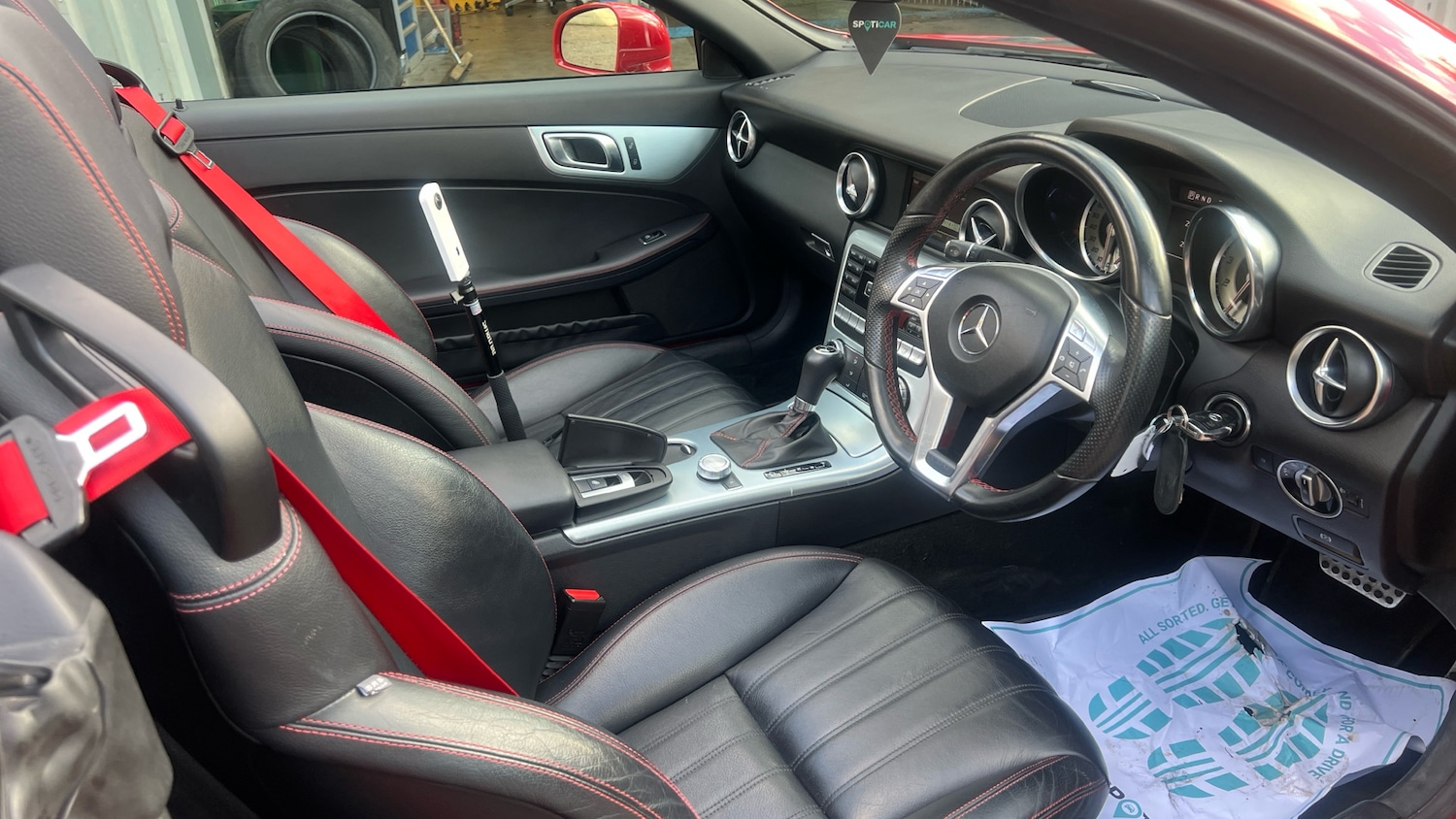 Used Mercedes-Benz SLK 2014 for sale - 76359096: Photo 11