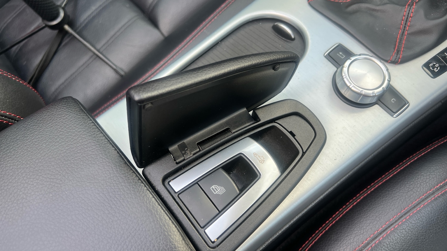 Used Mercedes-Benz SLK 2014 for sale - 76359096: Photo 21