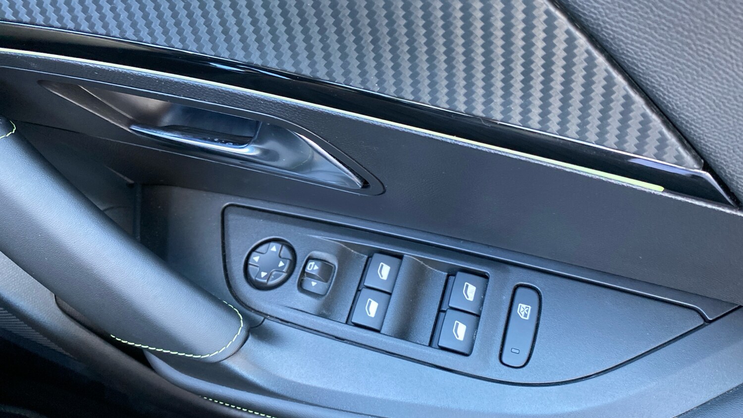 Used Peugeot 2008 2024 for sale - 76086072: Photo 22