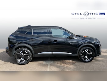 Used Peugeot 2008 2024 for sale - 76086072: Photo 2