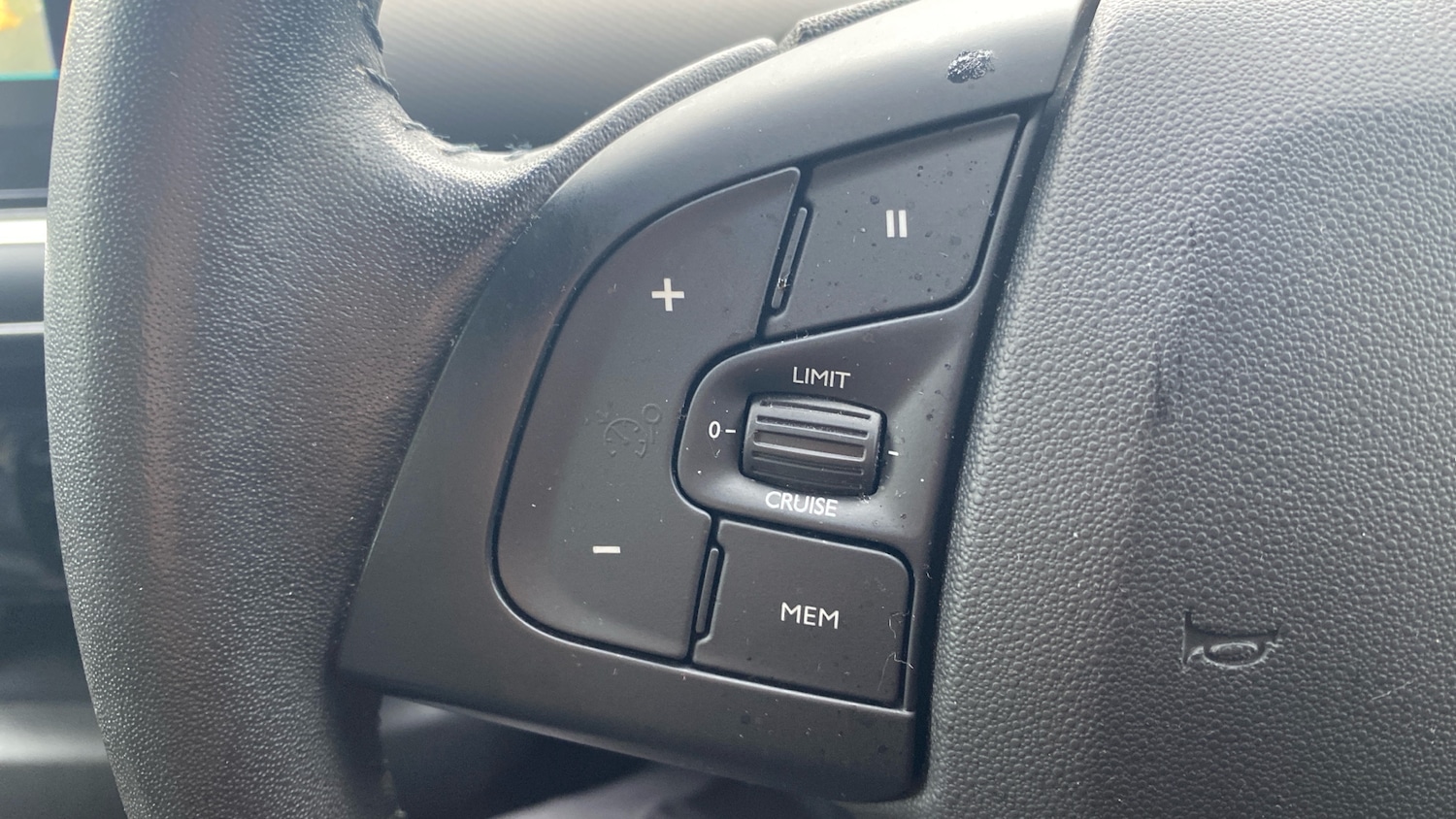Used Citroen C4 Cactus 2021 for sale - 76350374: Photo 23