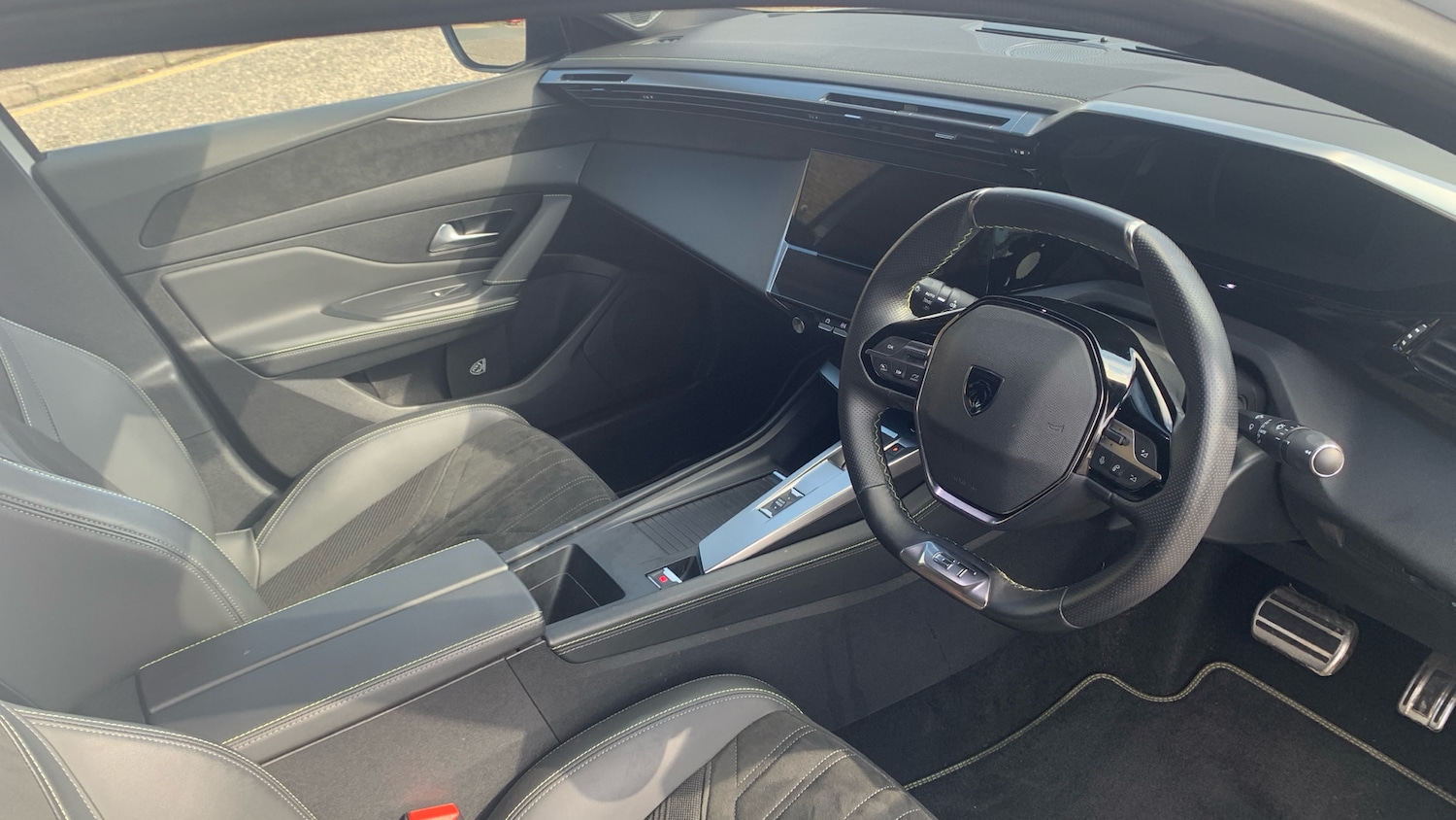 Used Peugeot 408 2024 for sale - 76586415: Photo 11