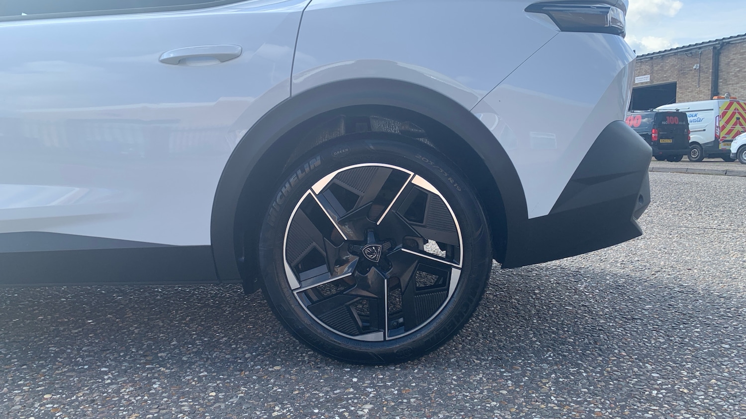 Used Peugeot 408 2024 for sale - 76586415: Photo 15