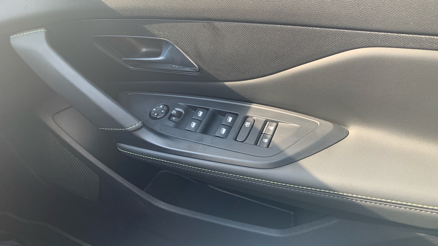 Used Peugeot 408 2024 for sale - 76586415: Photo 22