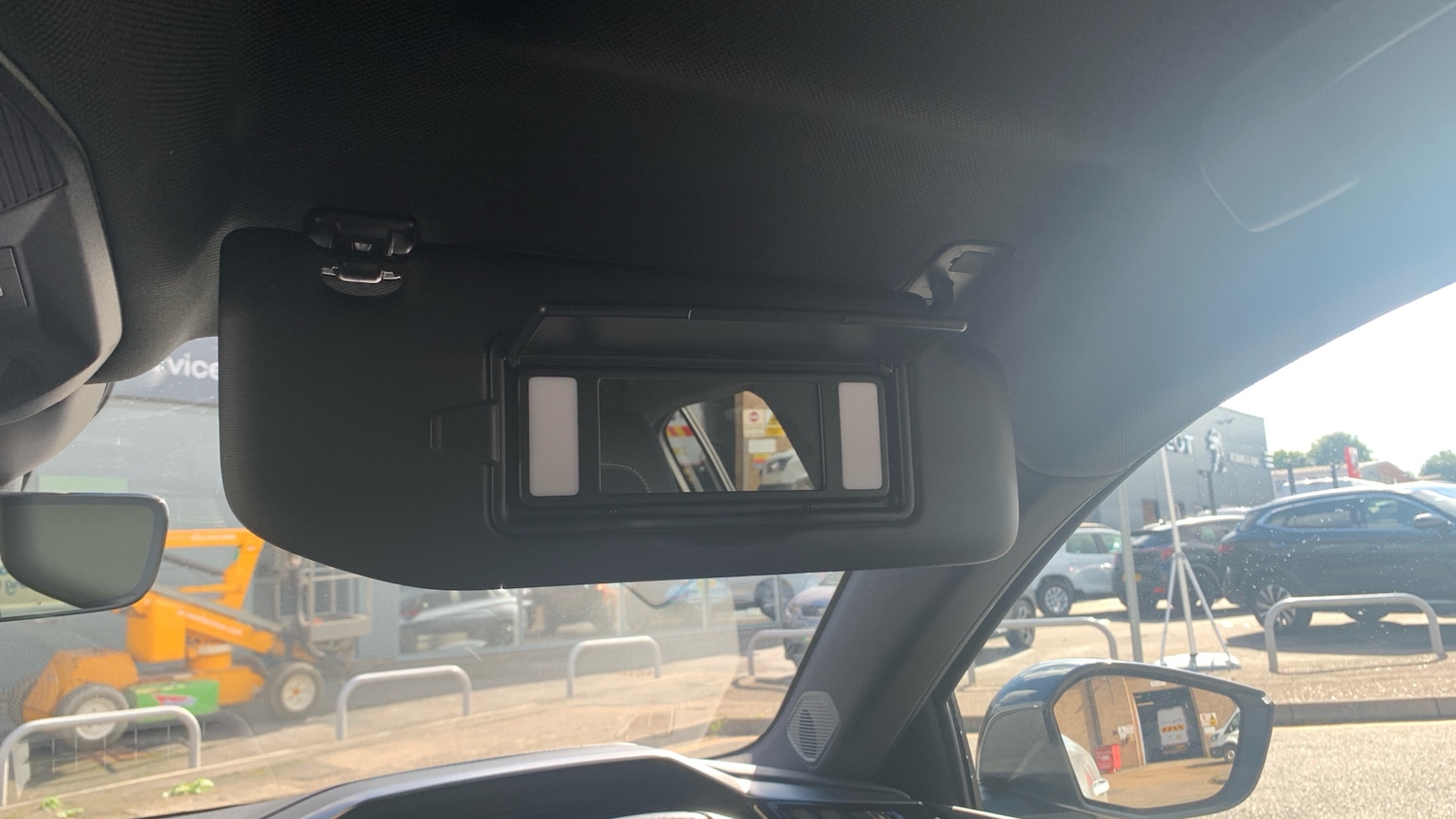 Used Peugeot 408 2024 for sale - 76586415: Photo 35