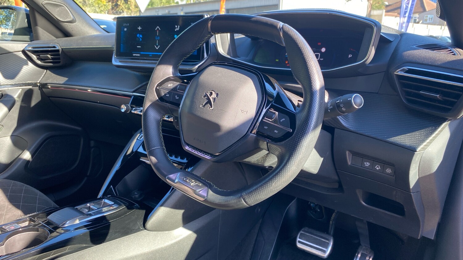 Used Peugeot 2008 2022 for sale - 75966364: Photo 11