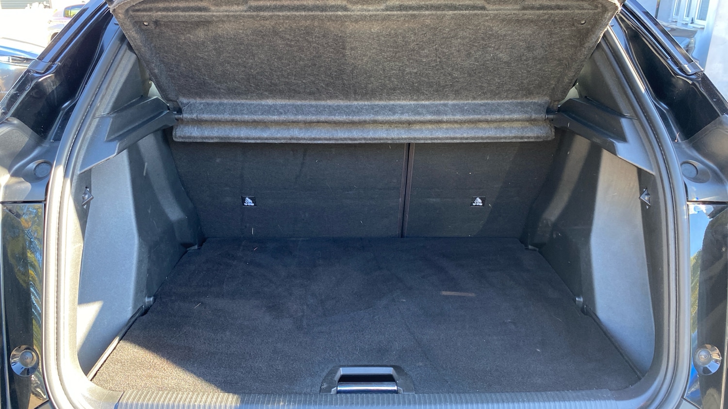 Used Peugeot 2008 2022 for sale - 75966364: Photo 19