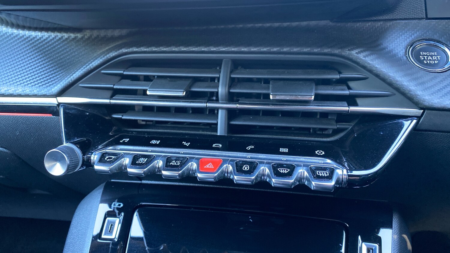 Used Peugeot 2008 2022 for sale - 75966364: Photo 34