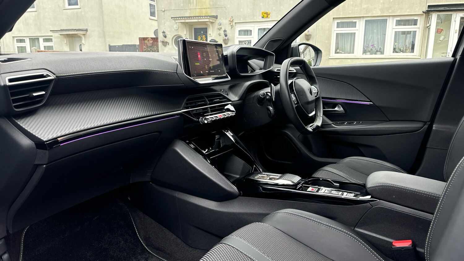 Used Peugeot 2008 2023 for sale - 77587818: Photo 12