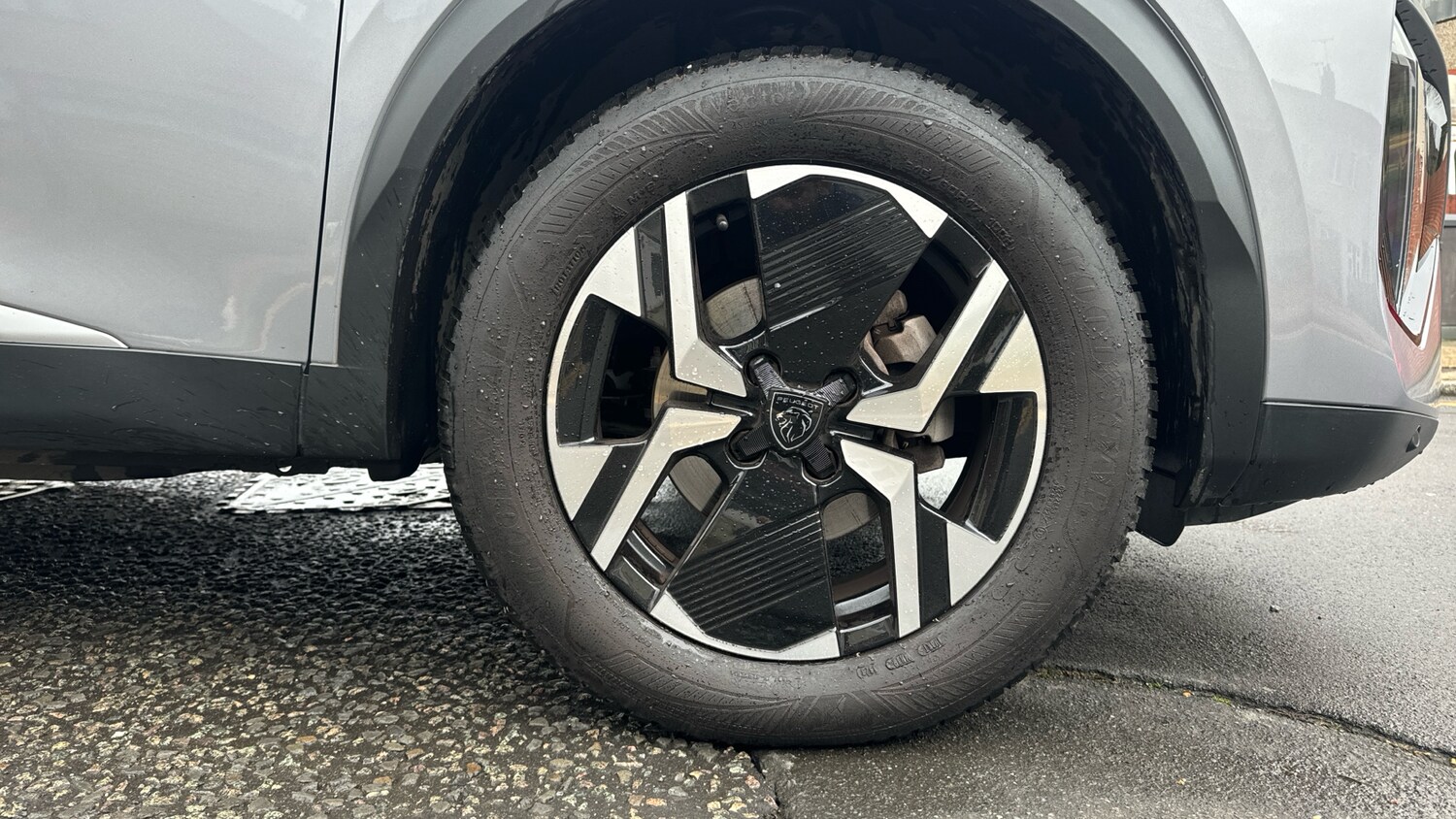 Used Peugeot 2008 2023 for sale - 77587818: Photo 17