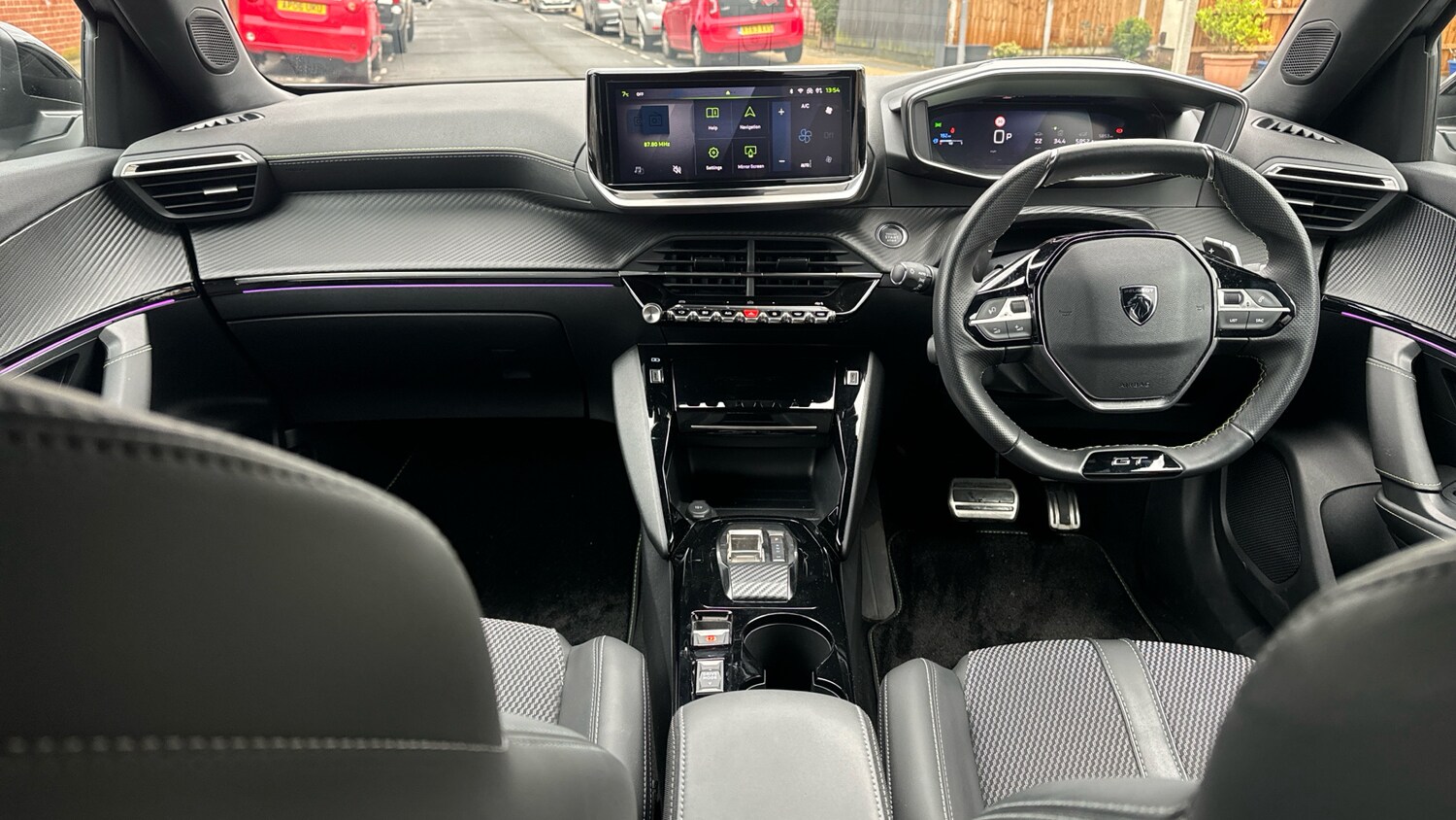 Used Peugeot 2008 2023 for sale - 77587818: Photo 4