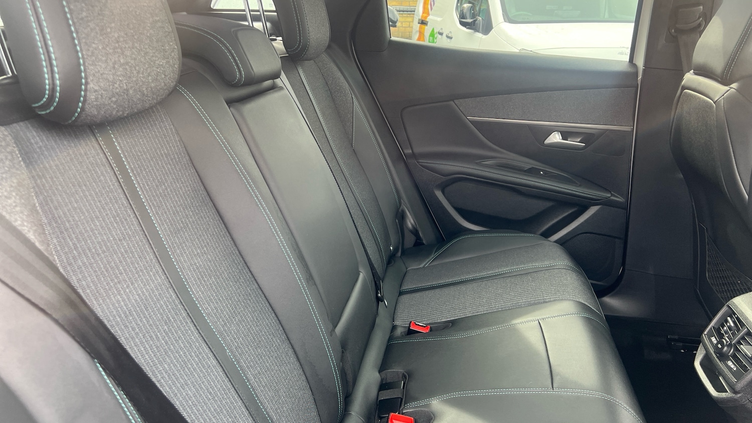 Used Peugeot 3008 2022 for sale - 77268713: Photo 29