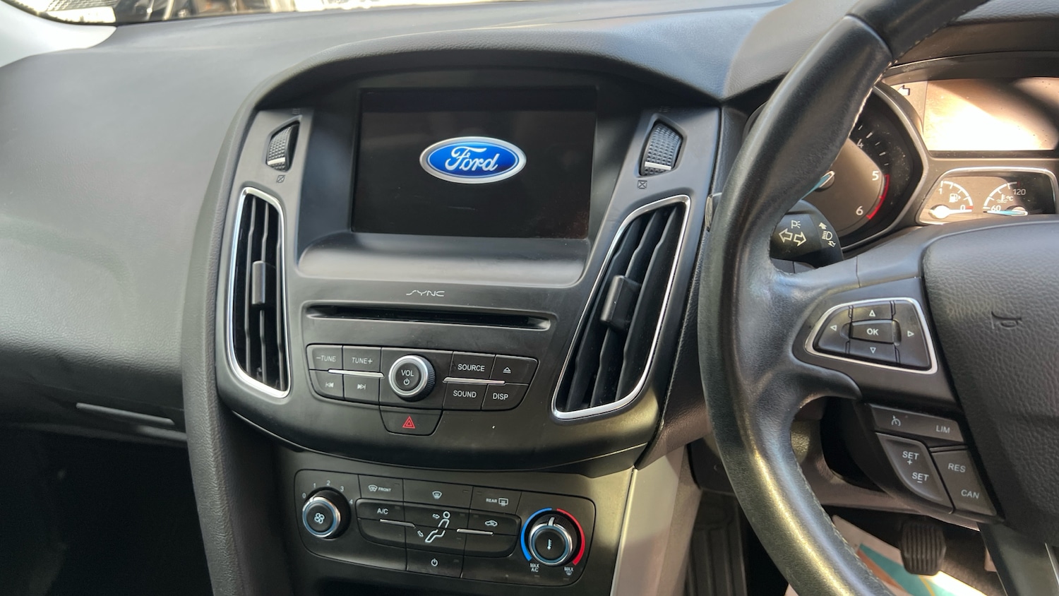 Used Ford Focus 2017 for sale - 76110317: Photo 10