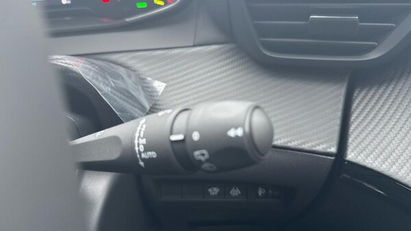 Used Peugeot 208 2024 for sale - 73298560: Photo 28