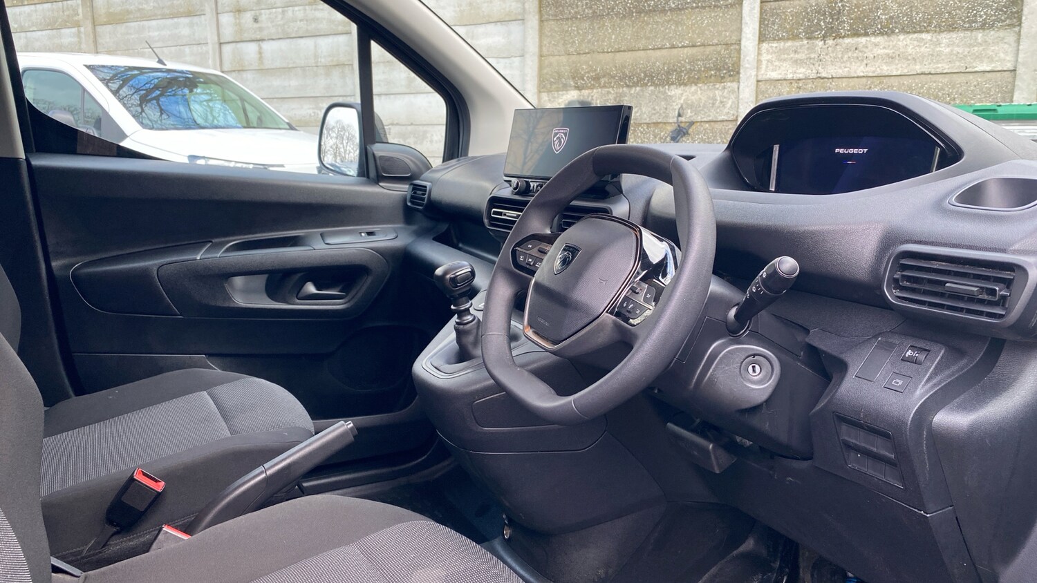 Used Peugeot Partner 2024 for sale - 77511908: Photo 11