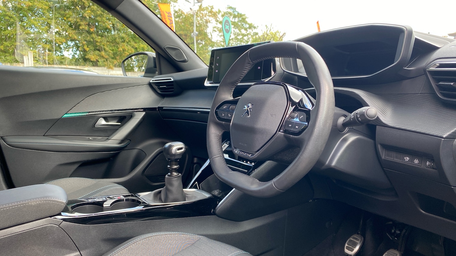 Used Peugeot 2008 2023 for sale - 75901341: Photo 11