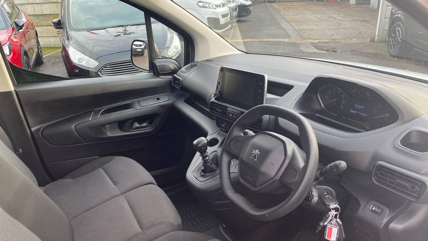 Used Peugeot Partner 2023 for sale - 76914349: Photo 4