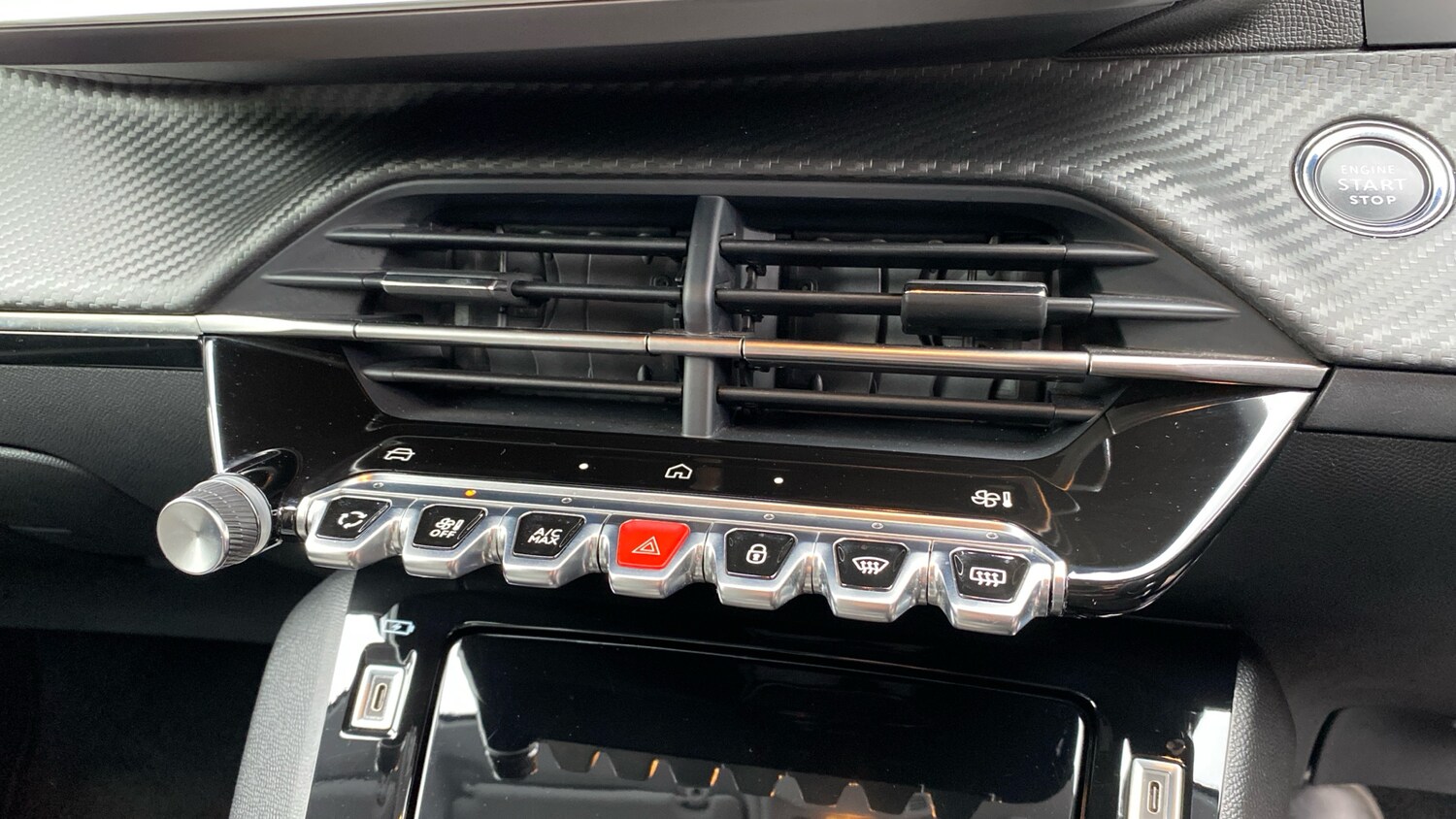 Used Peugeot 208 2024 for sale - 76400028: Photo 32