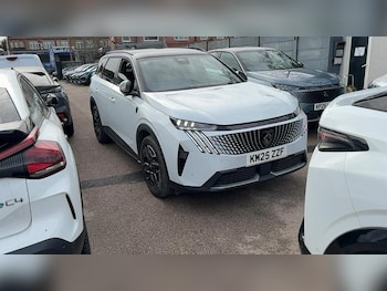 2025 - 1.2 Hybrid 136 GT 5dr e-DSC6