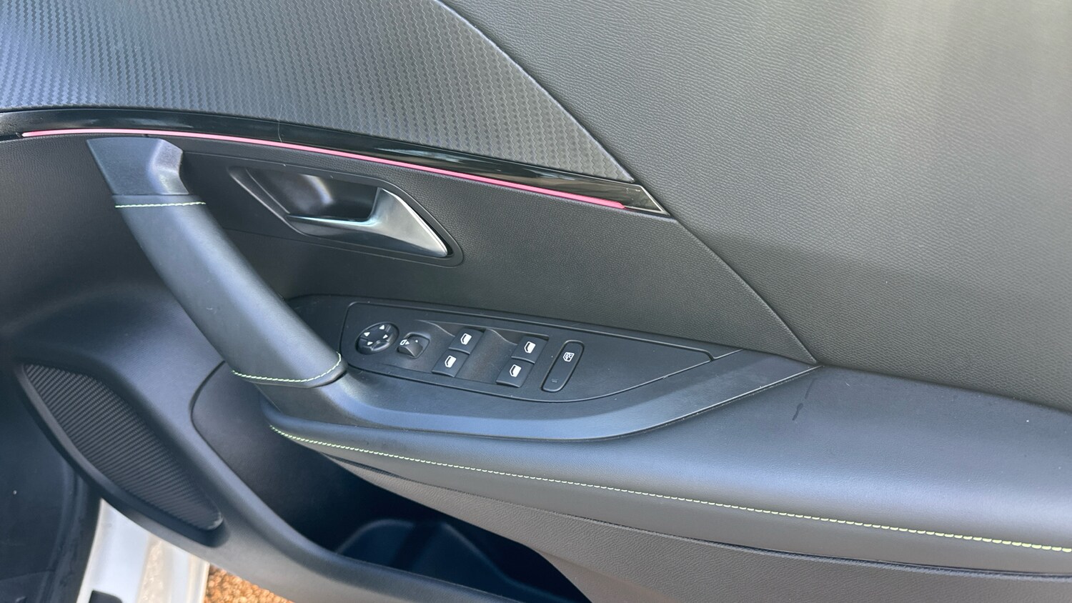 Used Peugeot 2008 2022 for sale - 77412835: Photo 22