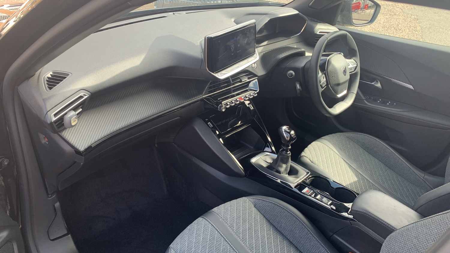 Used Peugeot 2008 2023 for sale - 76574345: Photo 12