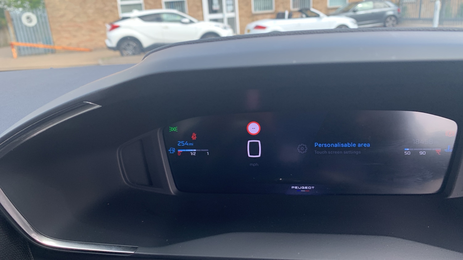 Used Peugeot 2008 2023 for sale - 76574345: Photo 13