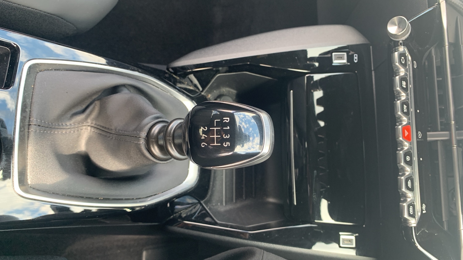 Used Peugeot 2008 2023 for sale - 76574345: Photo 20