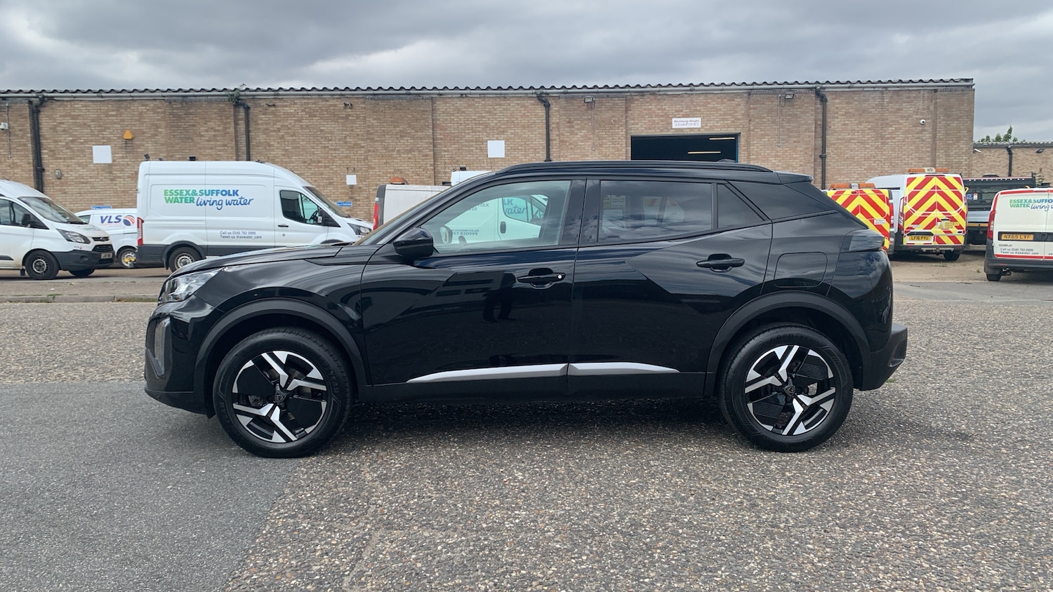 Used Peugeot 2008 2023 for sale - 76574345: Photo 6