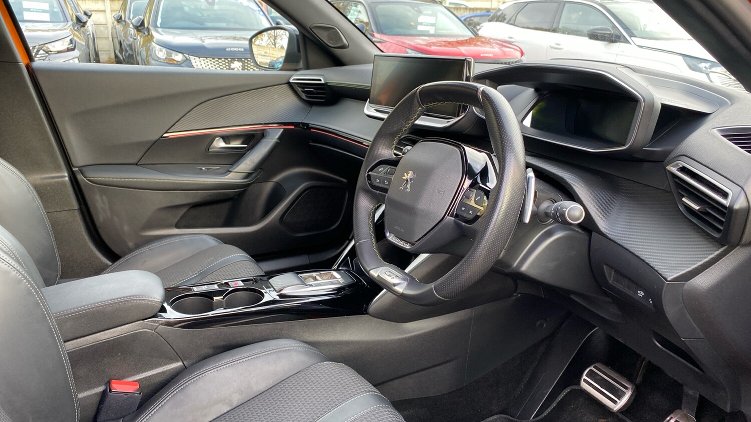 Used Peugeot 2008 2023 for sale - 76772547: Photo 12