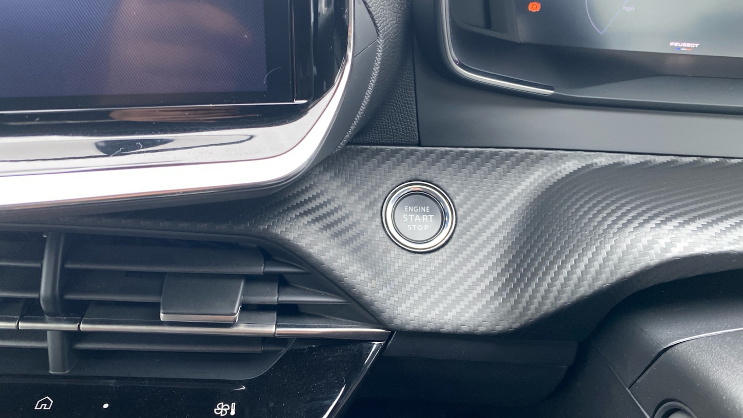 Used Peugeot 208 2024 for sale - 77321253: Photo 41