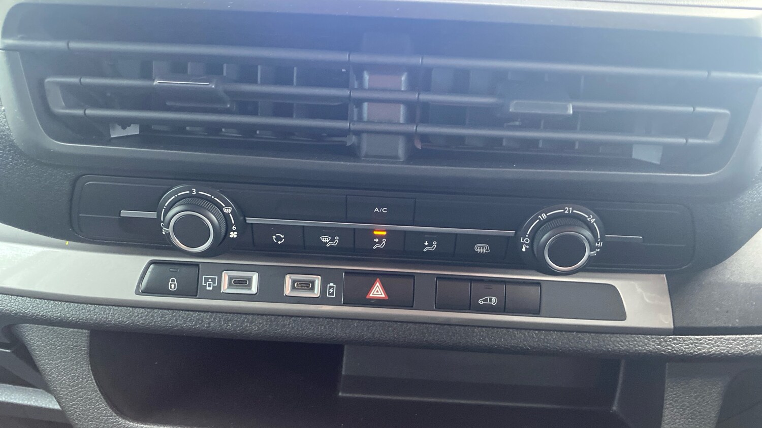 Used Peugeot Expert 2024 for sale - 76586402: Photo 20