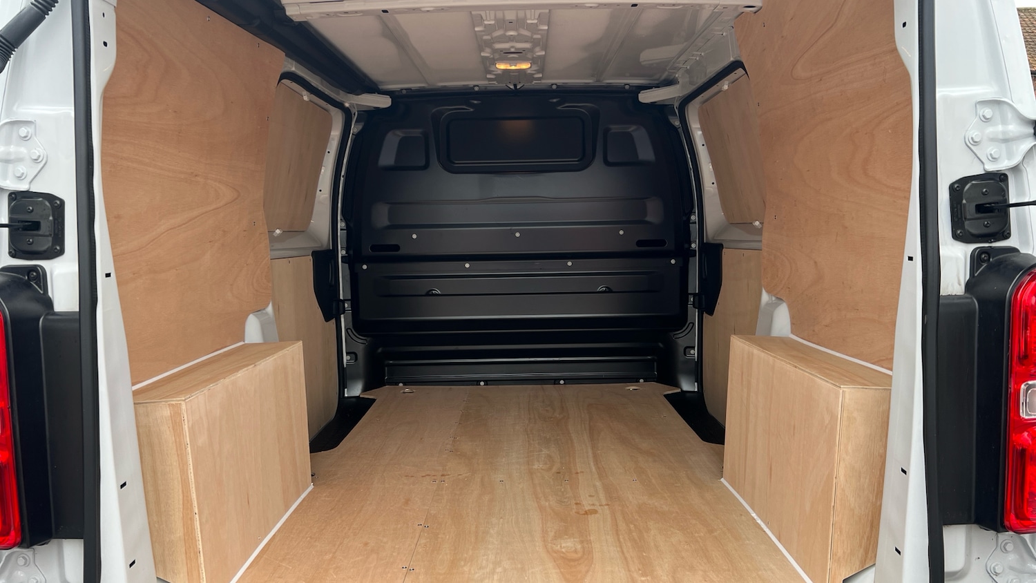 Used Peugeot Expert 2024 for sale - 76586402: Photo 29