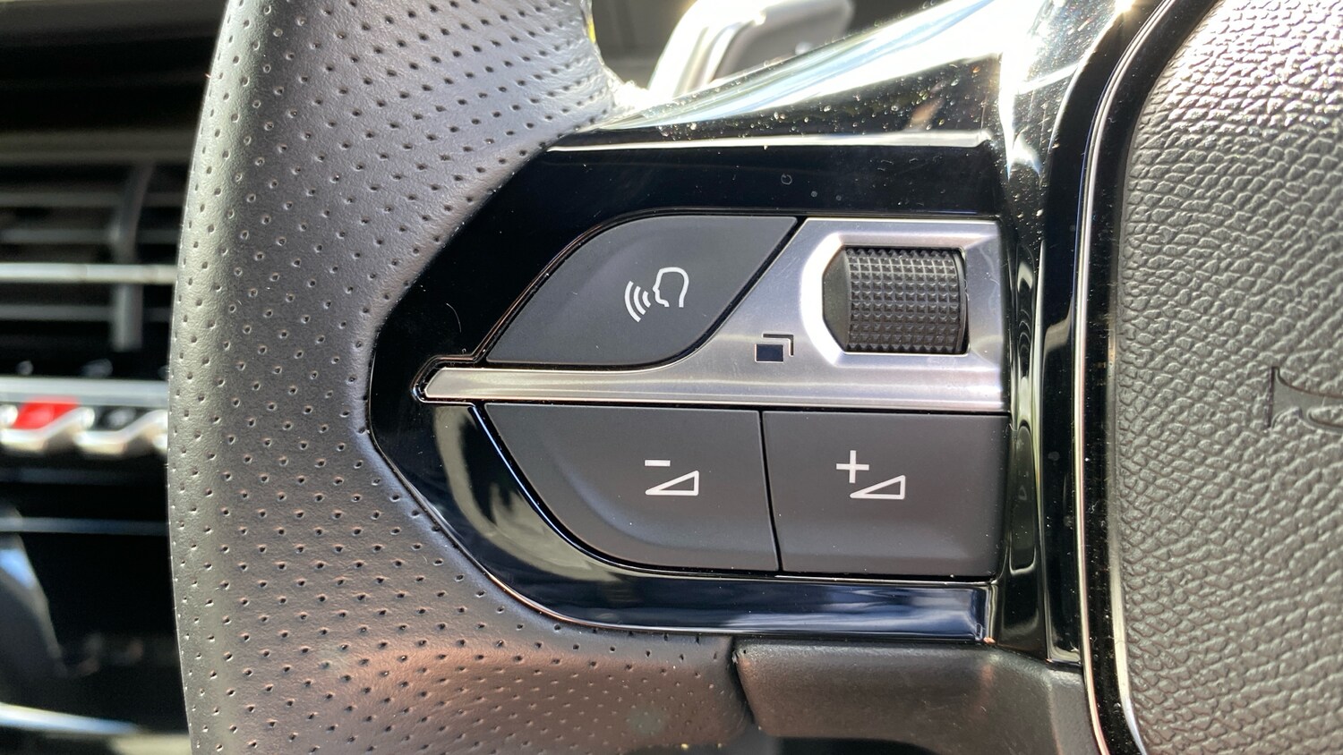 Used Peugeot 2008 2024 for sale - 76014535: Photo 23