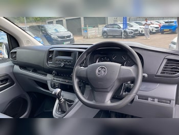 Used Vauxhall Vivaro 2021 for sale - 75432132: Photo