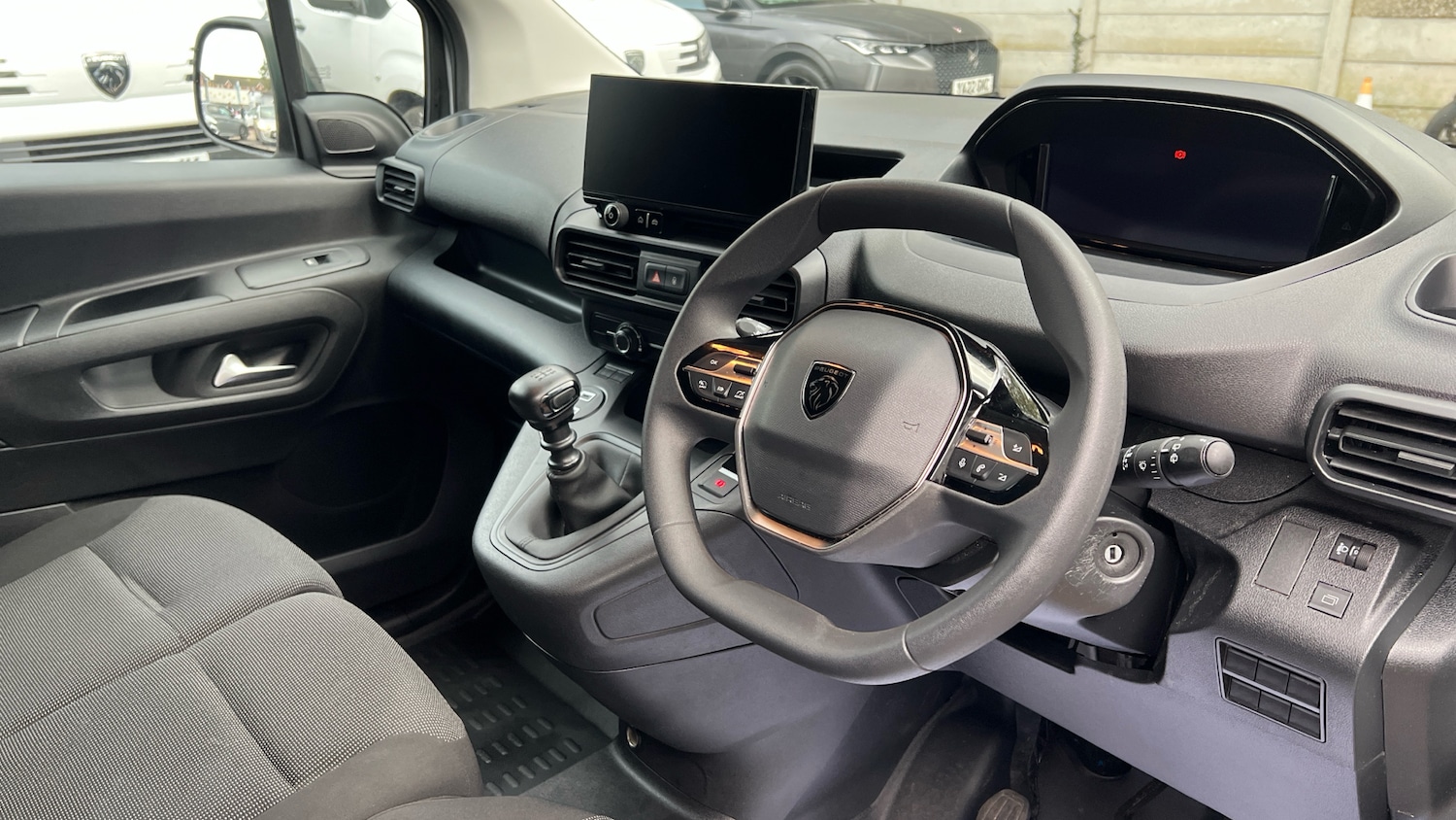 Used Peugeot Partner 2025 for sale - 76608952: Photo 11