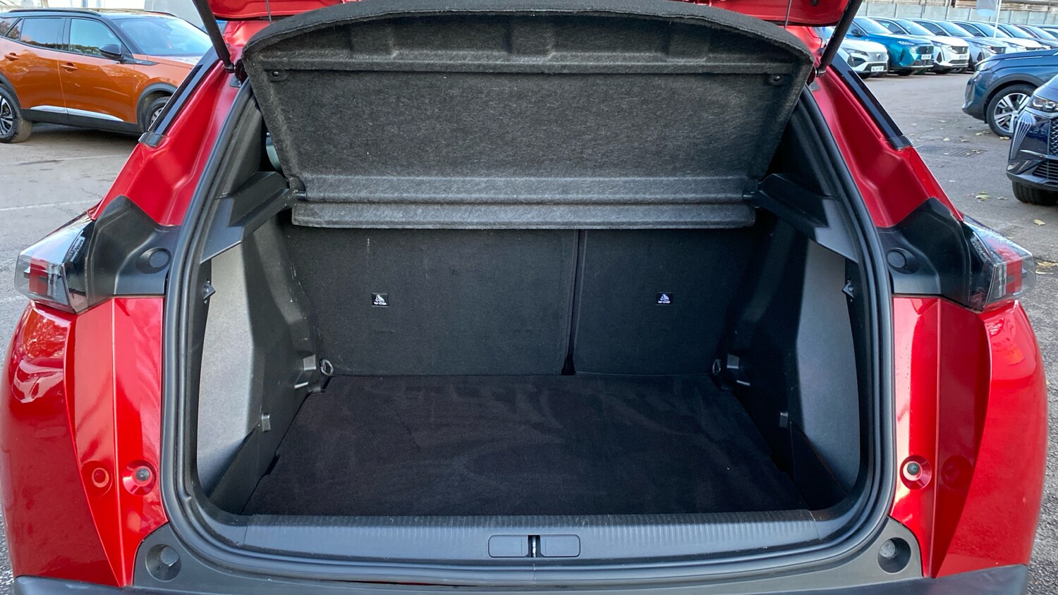 Used Peugeot 2008 2021 for sale - 76716096: Photo 20